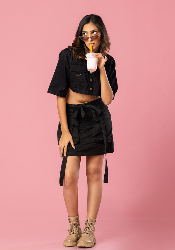 CASUAL BLACK MINI SKIRTS